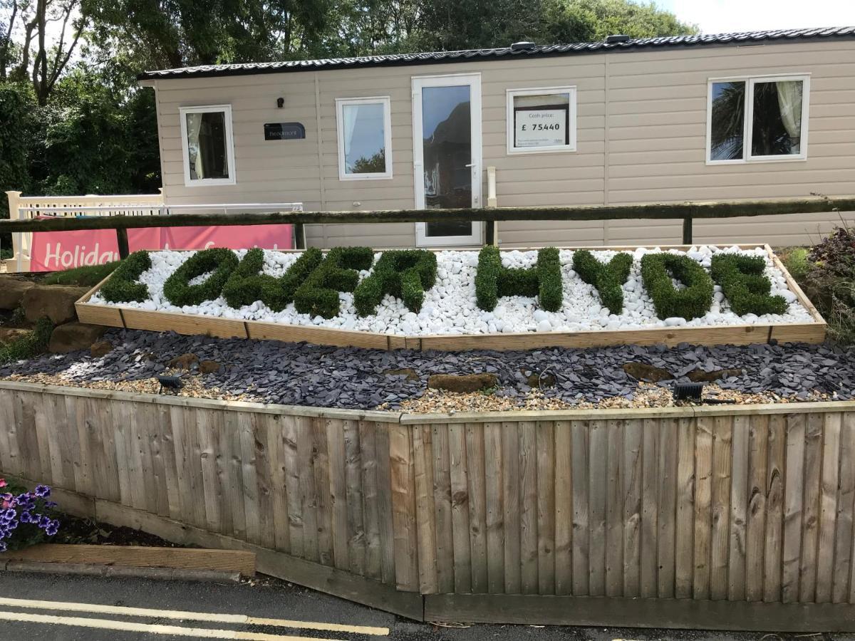 2 Bedroom Caravan Nv16, Lower Hyde, Shanklin, Isle Of Wight Buitenkant foto